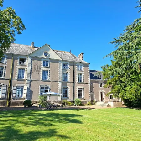 Château De La Genaiserie - D'hôtes Alojamento de Acomodação e Pequeno-almoço Saint-Aubin-de-Luigné